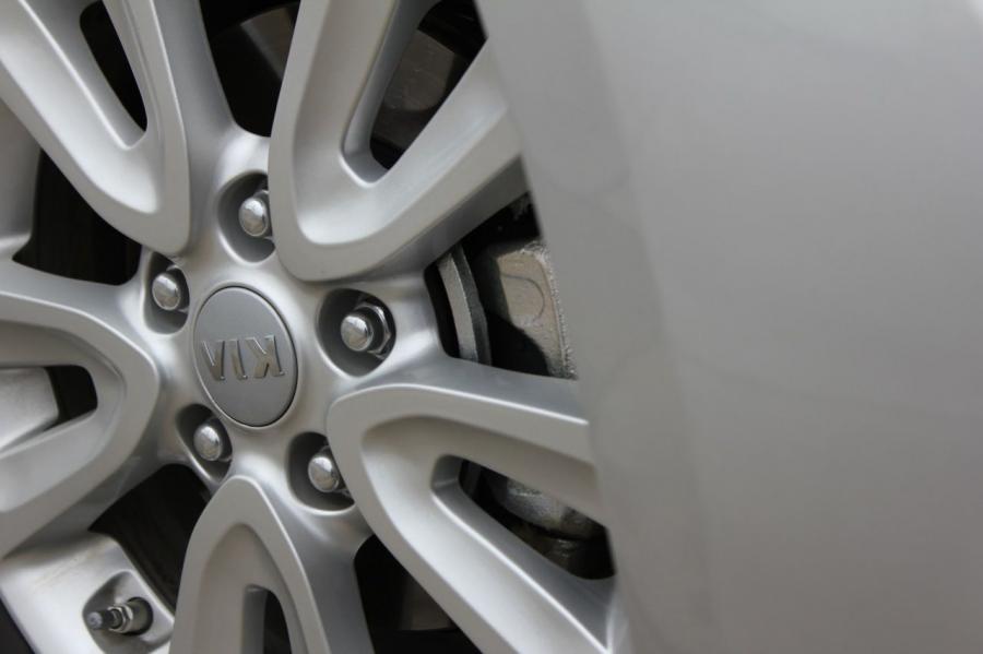  Kia Soul Base 1.6L Eco 2012 года  (фото 46 из 50)